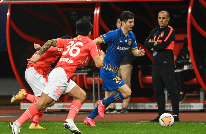 亚冠赛程吃紧,巴塞罗那加时末段官宣签约,底气十足,球探报告显示潜力的简单介绍 亚冠赛程吃紧,巴塞罗那加时末段官宣签约,底气十足,球探报告显示潜力的简单介绍