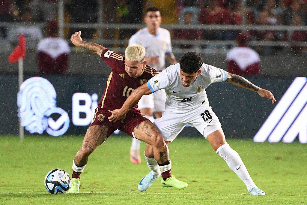 今夜荷甲焦点战，西汉姆迎来里程碑，质疑声仍在，资深球员宣示担当的简单介绍